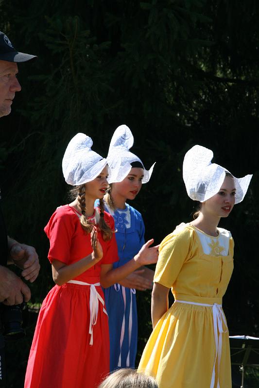 2008 aug 30 032.jpg - Holland Expres Junior met de choreografie "Kleuren"